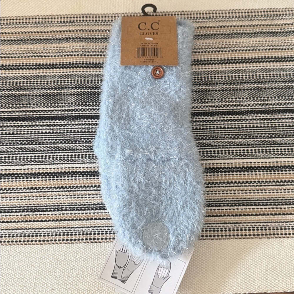 C.C Metallic Eyelash Solid Mitten Winter Glove Mittens Blue NWT - Picture 7 of 7